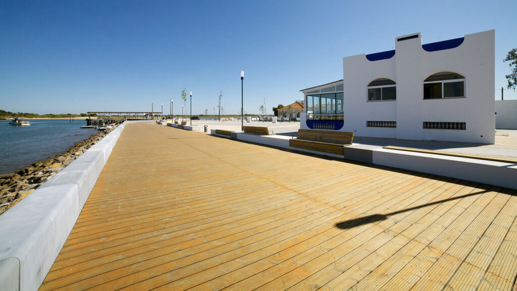 Renovação de Espaços Públicos em Tavira - GWIC / Projetos